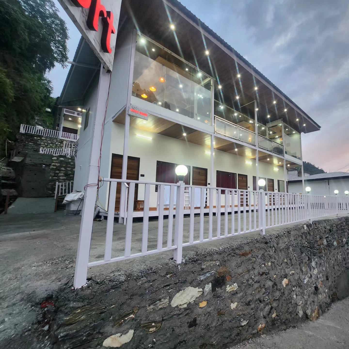 Yamunotari Heli Resort