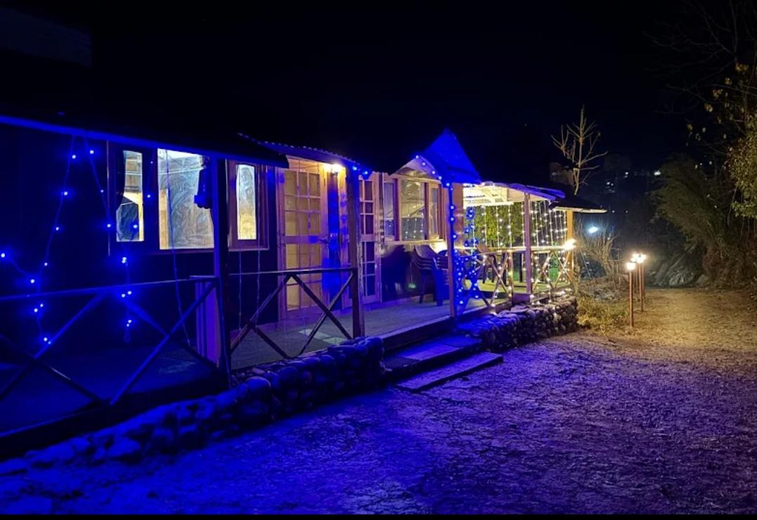 Johar Hill Top Hotel and Holiday Home