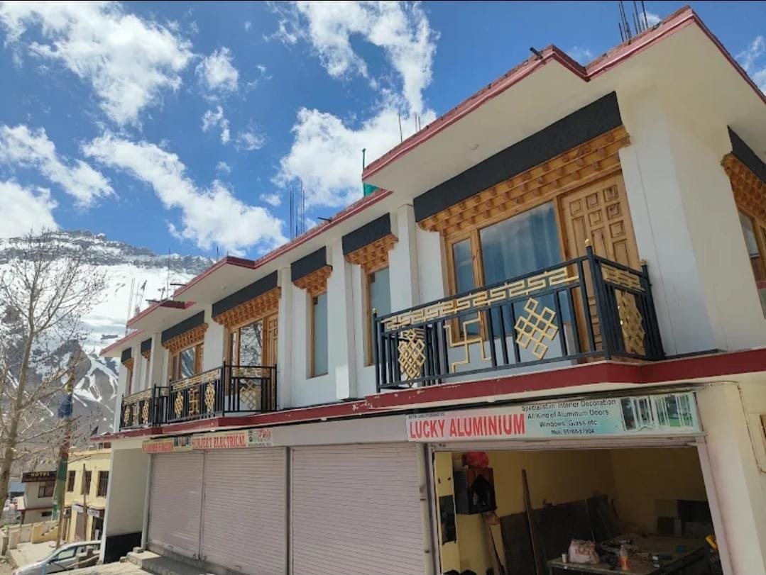 Hotel Kaza Manju Shree